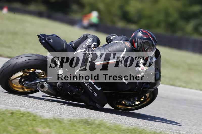 /44 09.08.2025 Plüss Moto Sport ADR/Freies Fahren/backside